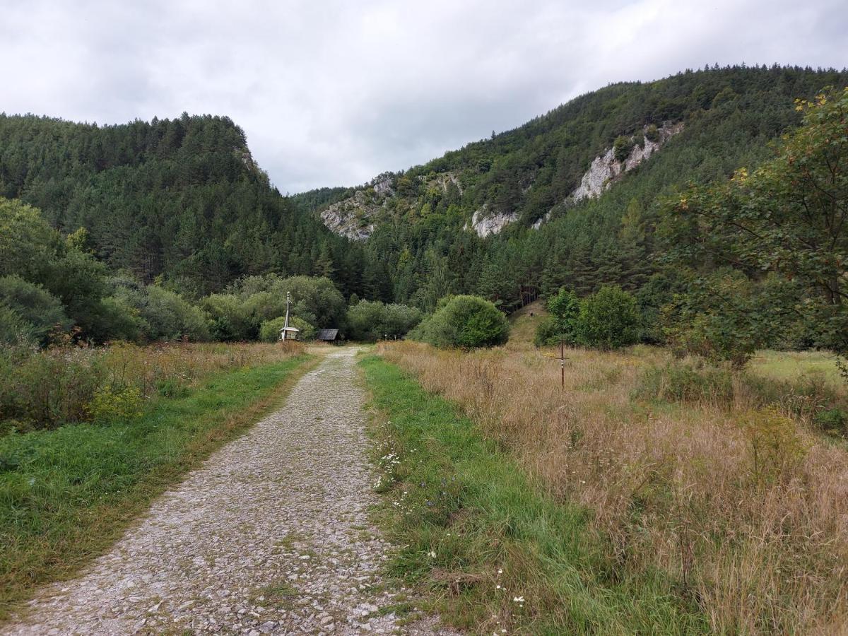 Chalupy Tri Grose Vlasky Bešeňová Kültér fotó